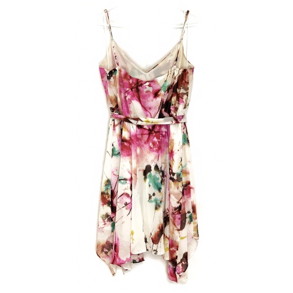 GUESS | Ashley Floral-Printed Summer Dress - Picture 2 of 6